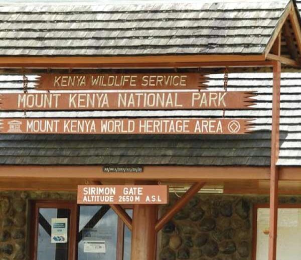 4-Day Mount Kenya Hiking via Sirimon down Chogoria